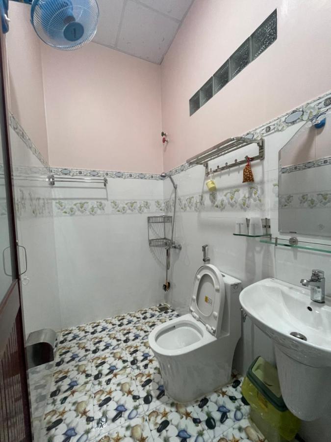 Bed and Breakfast Nha Nghi Lien Hoa Hà Tiên Esterno foto