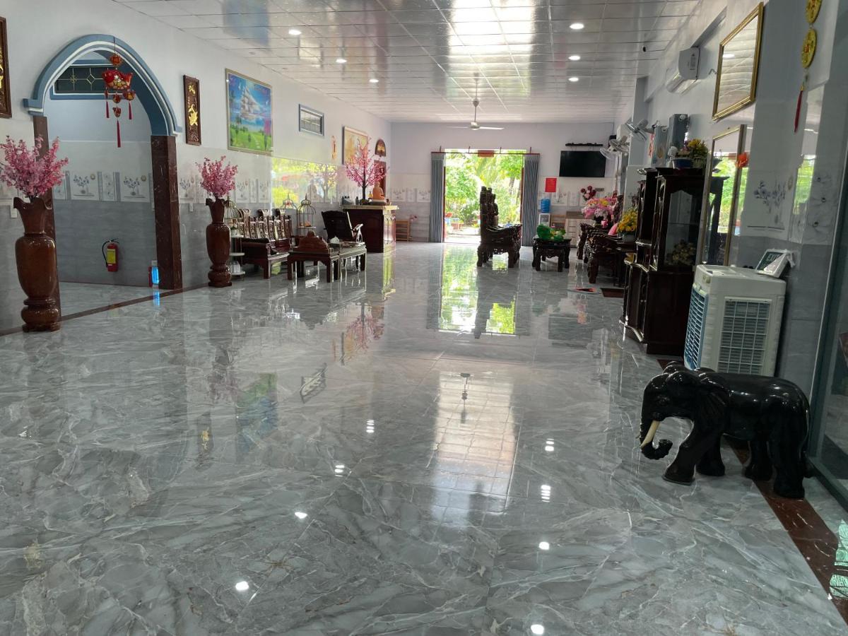 Bed and Breakfast Nha Nghi Lien Hoa Hà Tiên Esterno foto