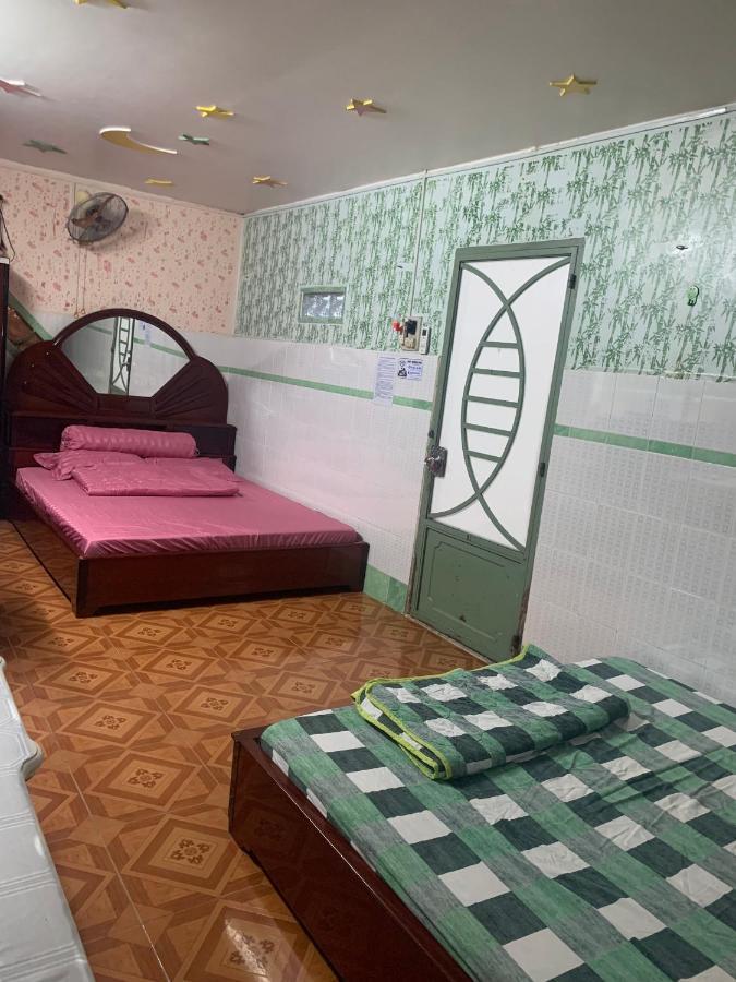 Bed and Breakfast Nha Nghi Lien Hoa Hà Tiên Esterno foto